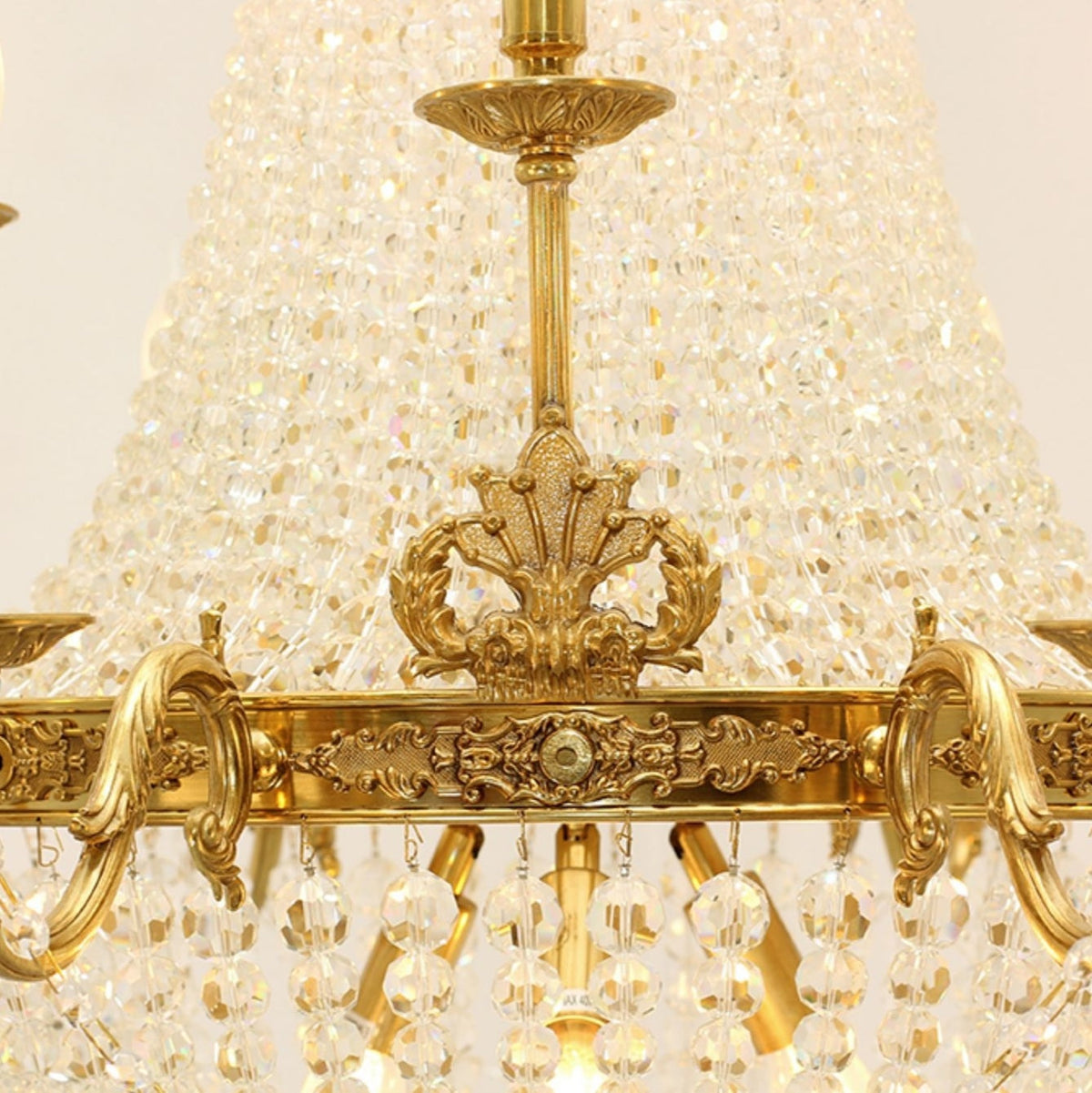 Empire Style Round Brass and K9 Crystal Chandelier with Decorative Finish for Foyer Living Room Dining Room