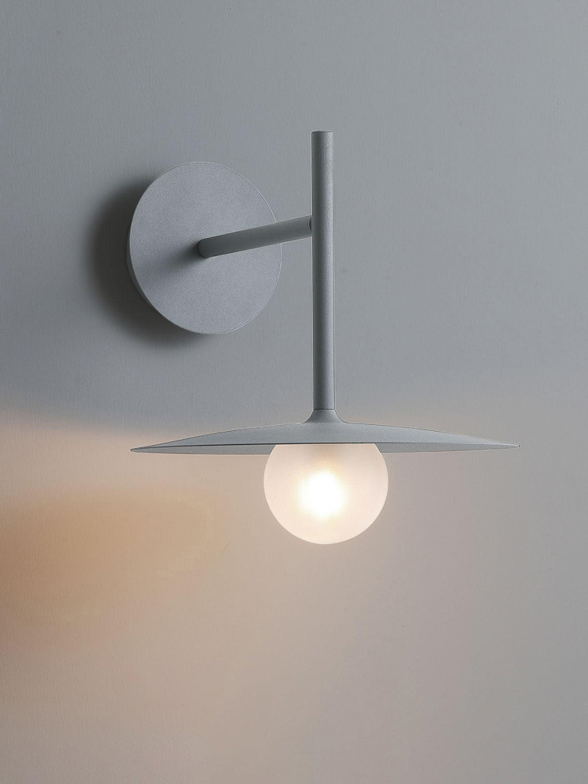 Gea Iron Wall Lamp
