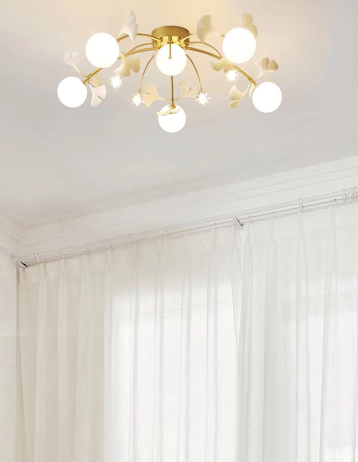 Ginkgo Glass Ceiling Lamp
