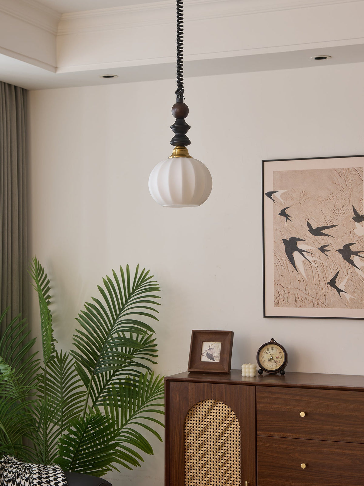 Halcyon Arch Pendant Light