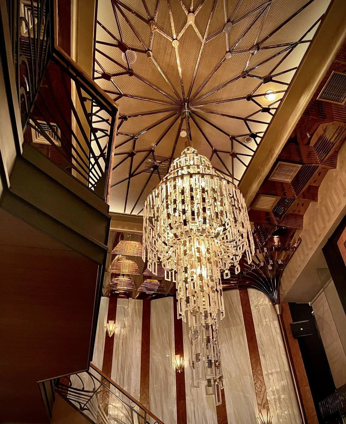 Luxury Multi-Tiered Crystal Glass Buckles Chandelier for High-Ceiling