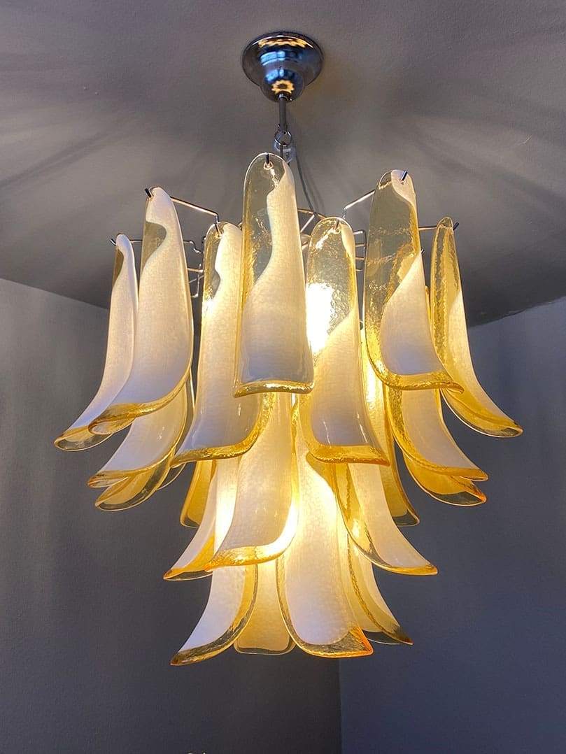 Murano Glass Chandelier – 26 Petals – Amber