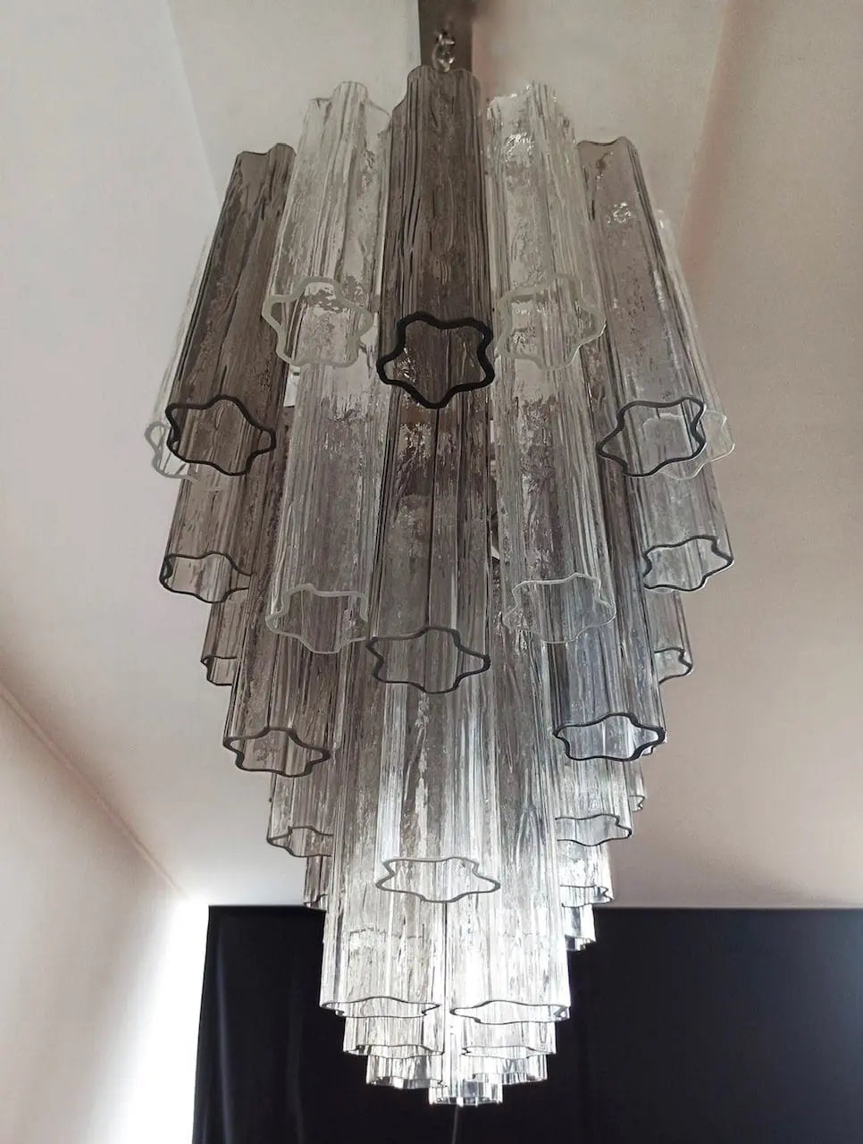 Murano Glass Chandelier – 62 Tubes – Smoked / transparent