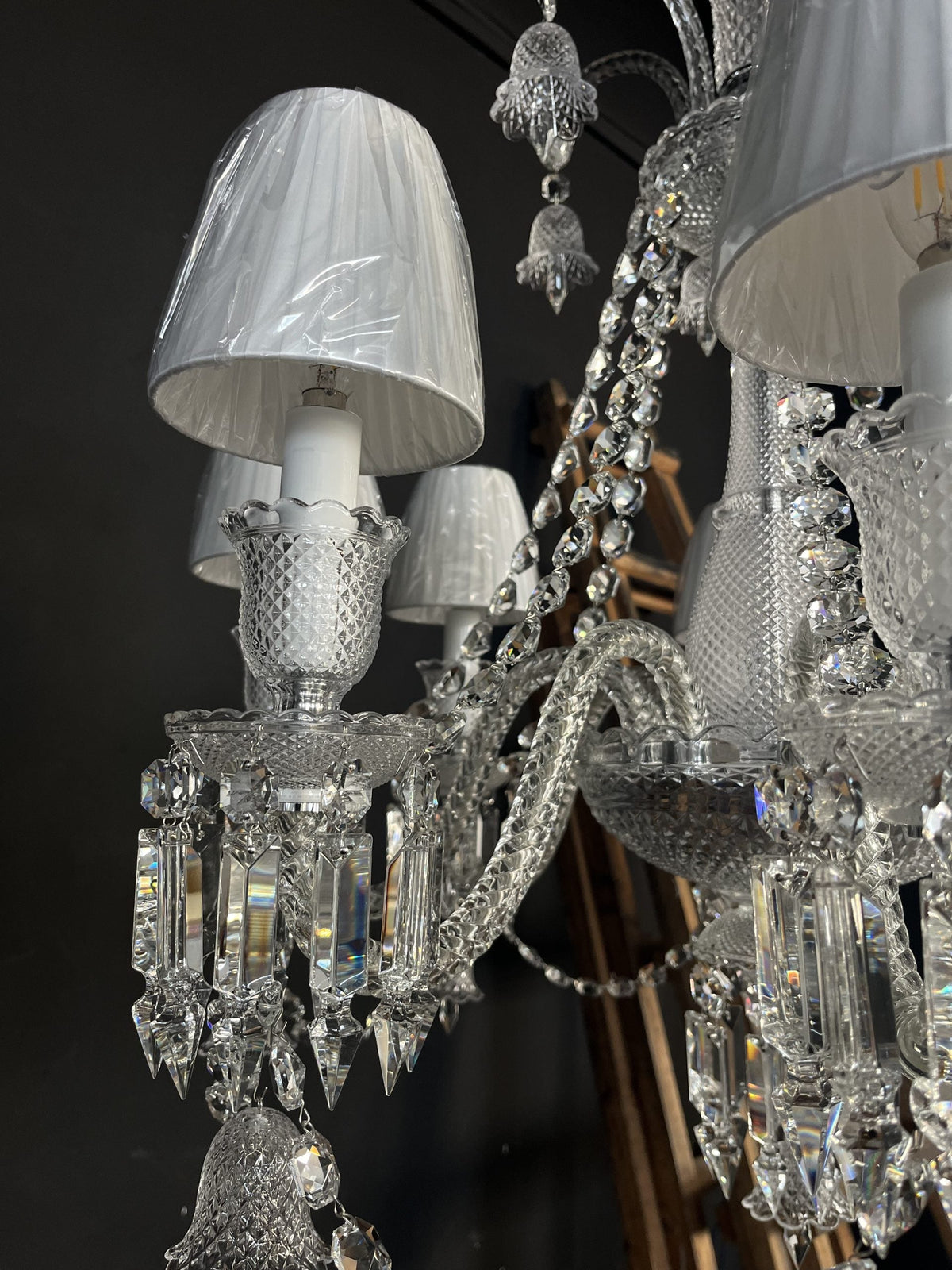 8 Lights Solstice Chandelier