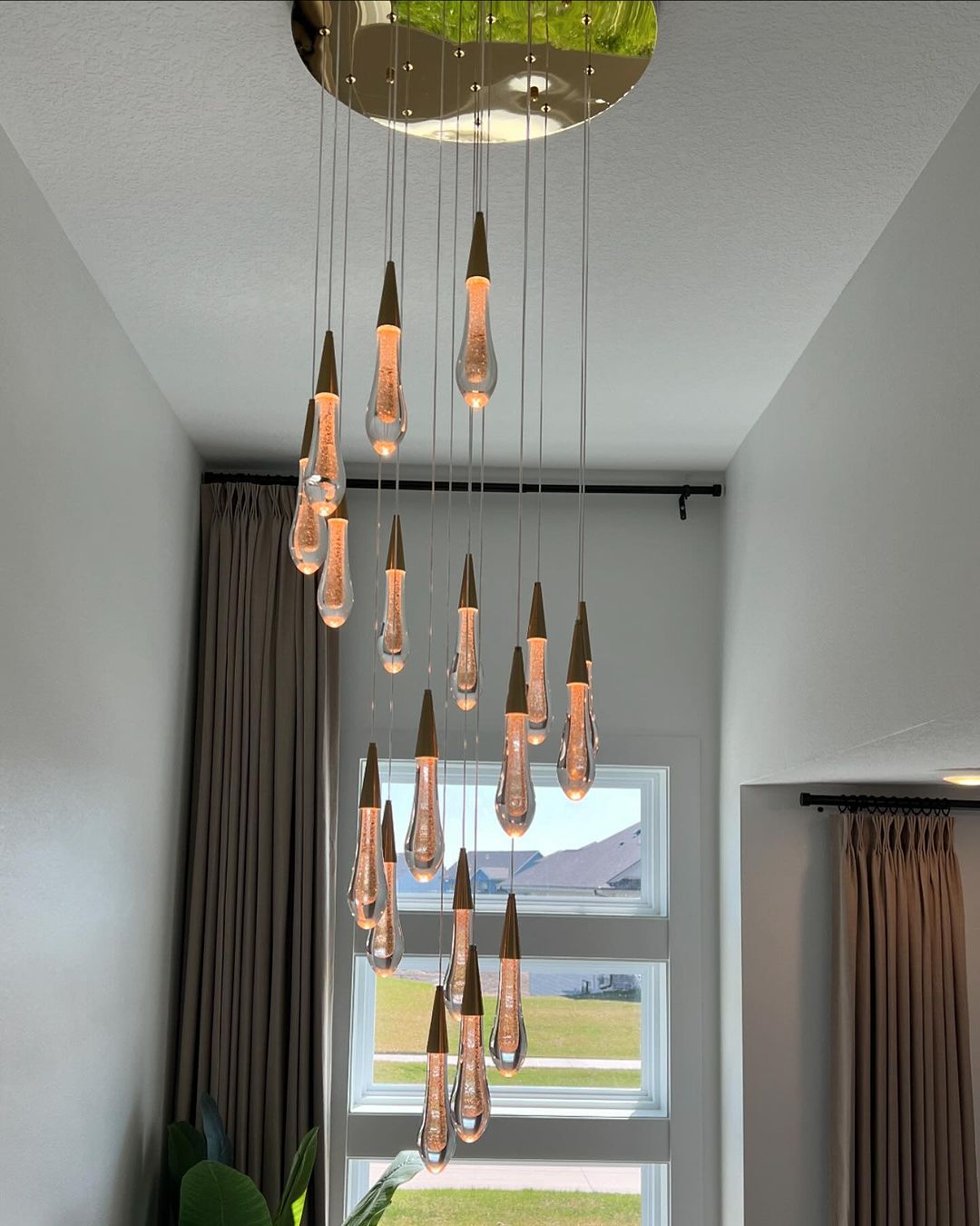 Modern Cascade Raindrop Round Spiral Crystal Chandelier for Staircase / foyer