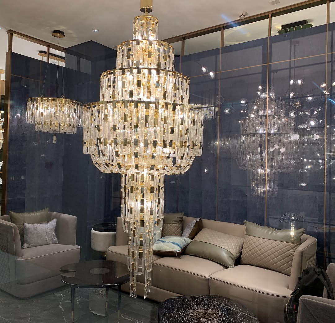 Luxury Multi-Tiered Crystal Glass Buckles Chandelier for High-Ceiling