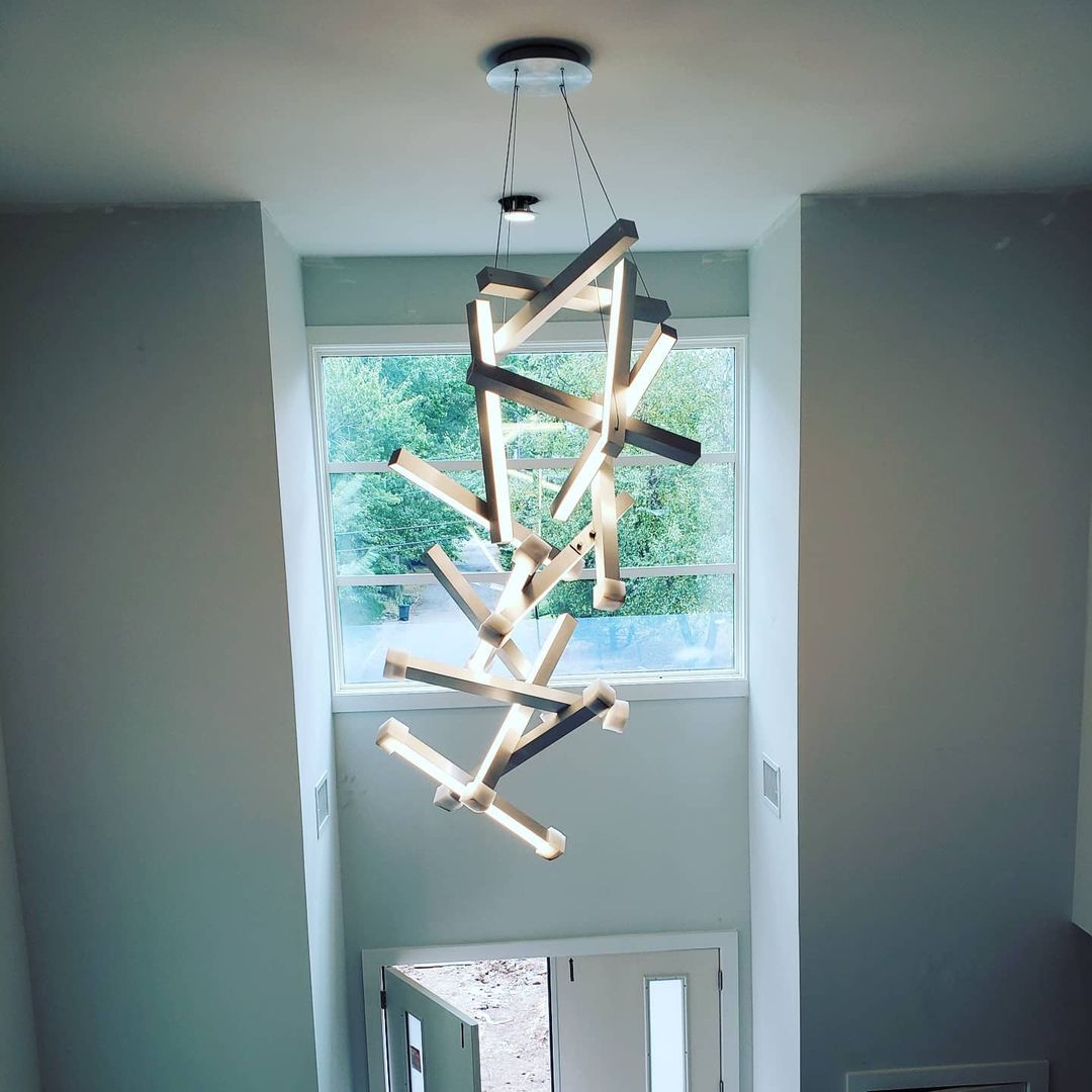 Modern Vertical Geometric Aluminum Chandelier for Staircase / foyer / high-Ceiling