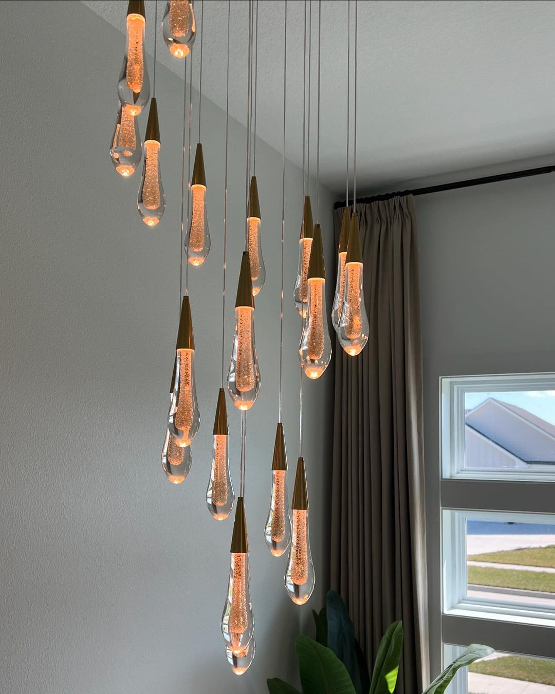 Modern Cascade Raindrop Round Spiral Crystal Chandelier for Staircase / foyer