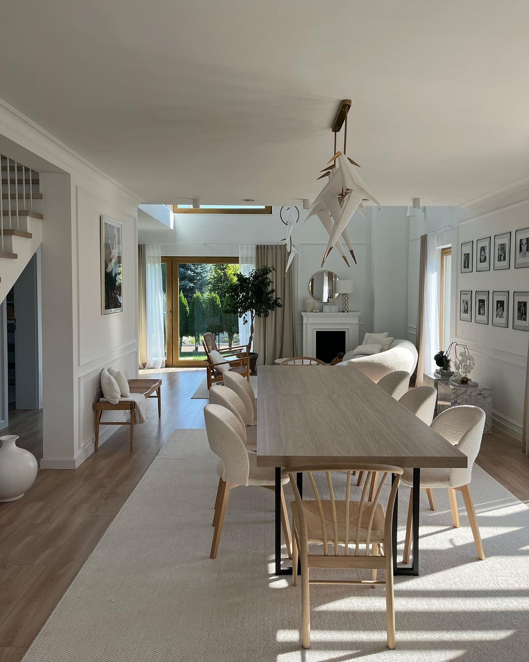 Modern Sitting Birds Pendant Light for Dining / living Room / staircase / foyer