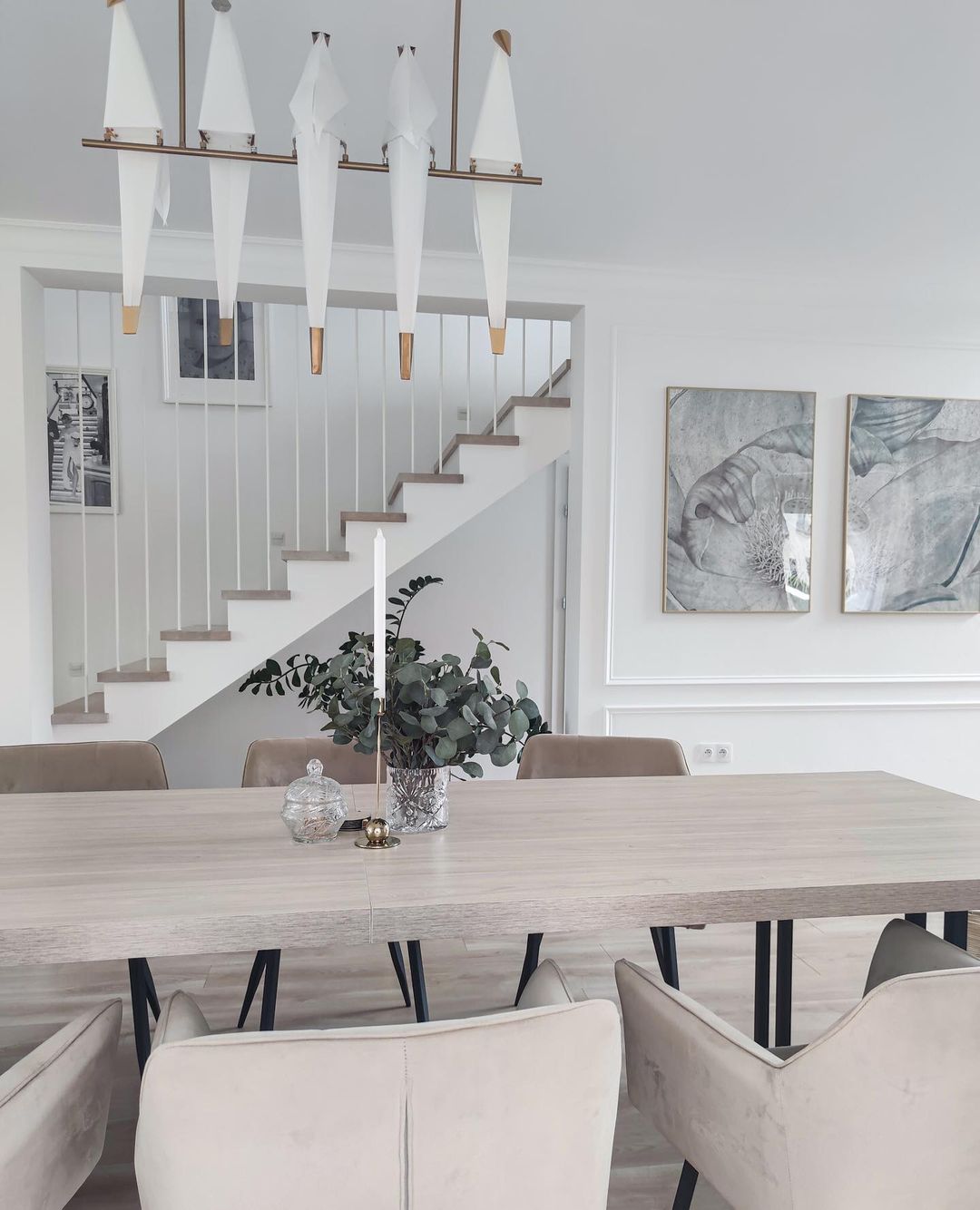 Modern Sitting Birds Pendant Light for Dining / living Room / staircase / foyer