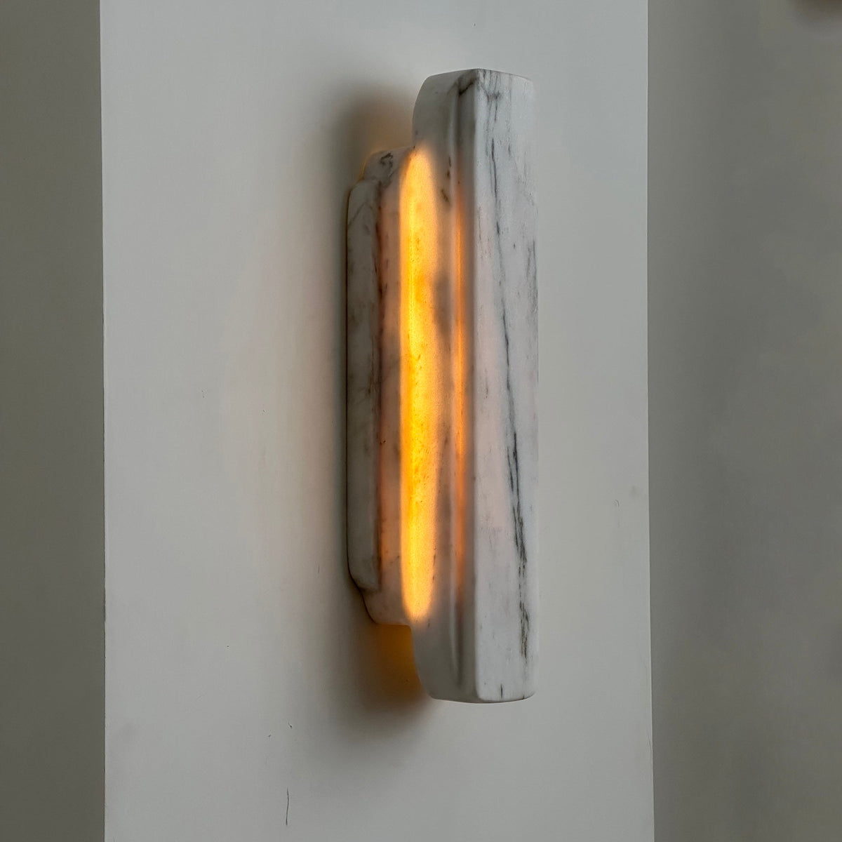 Jewel Onyx Alabaster Wall Lamp