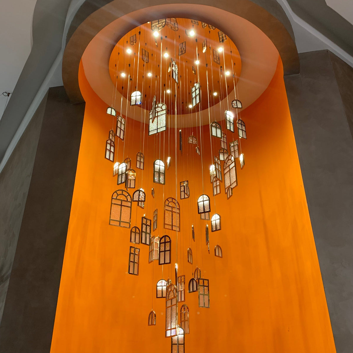 Modern Creative Round Floating Glass Windows Chandelier for Living Room / hotel / restaurant