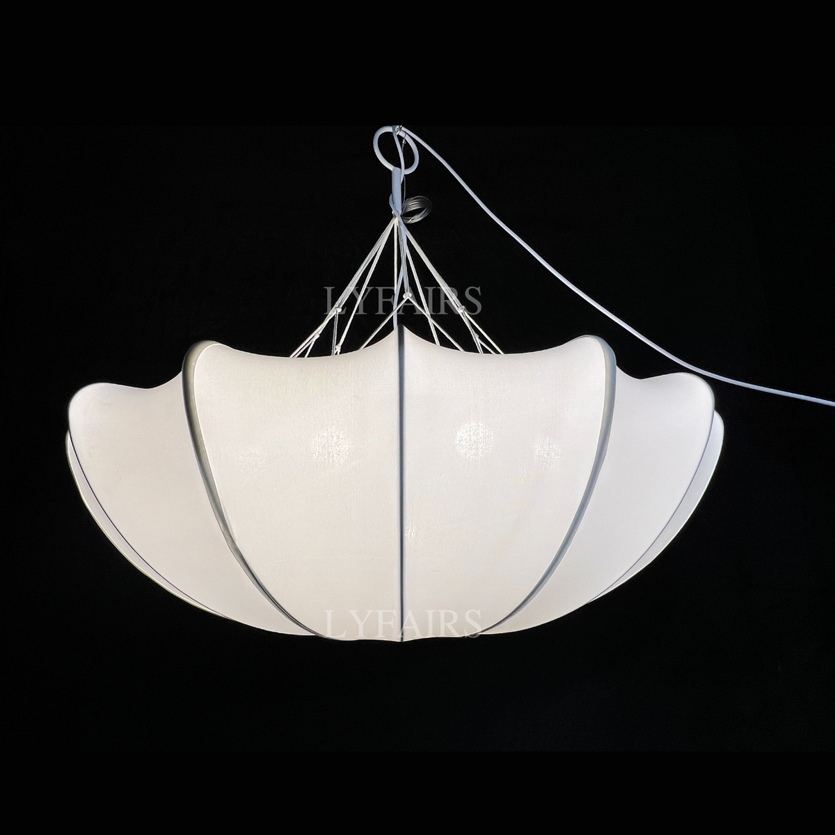 Vintage Cream White Fabric Lampshade Chandelier for Bedroom / living Room