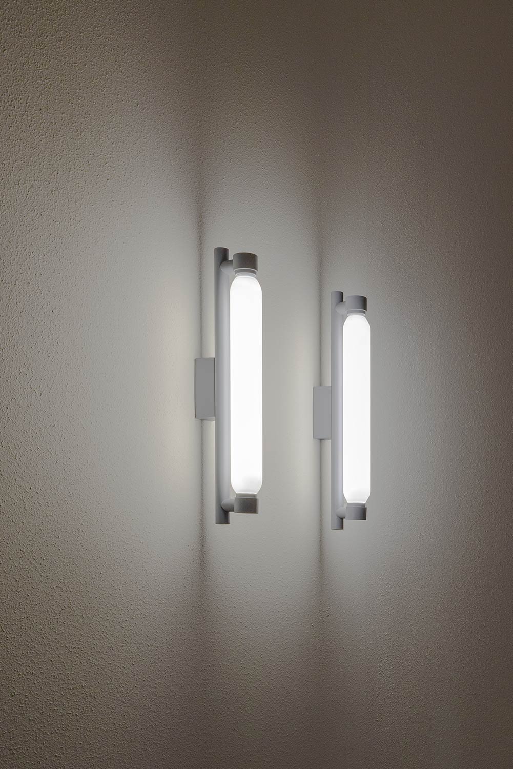 La Roche Wall Lamp
