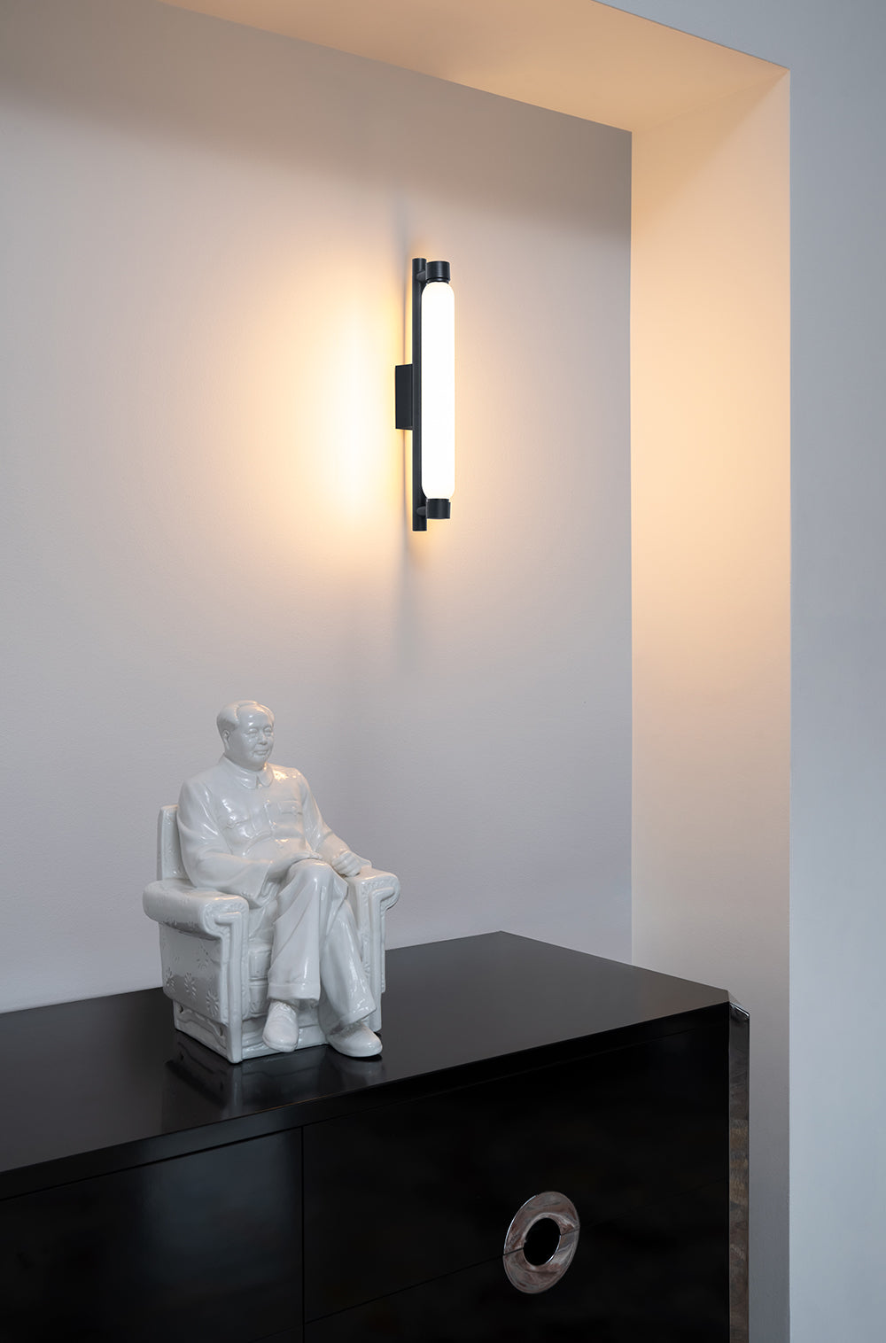 La Roche Wall Lamp