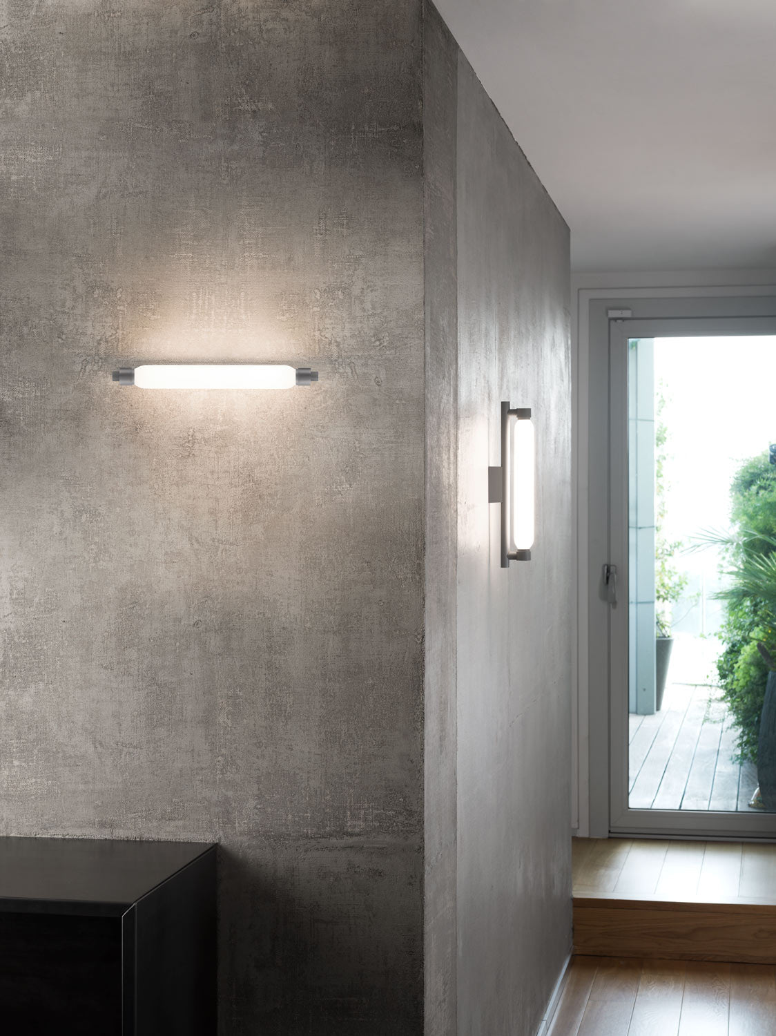La Roche Wall Lamp