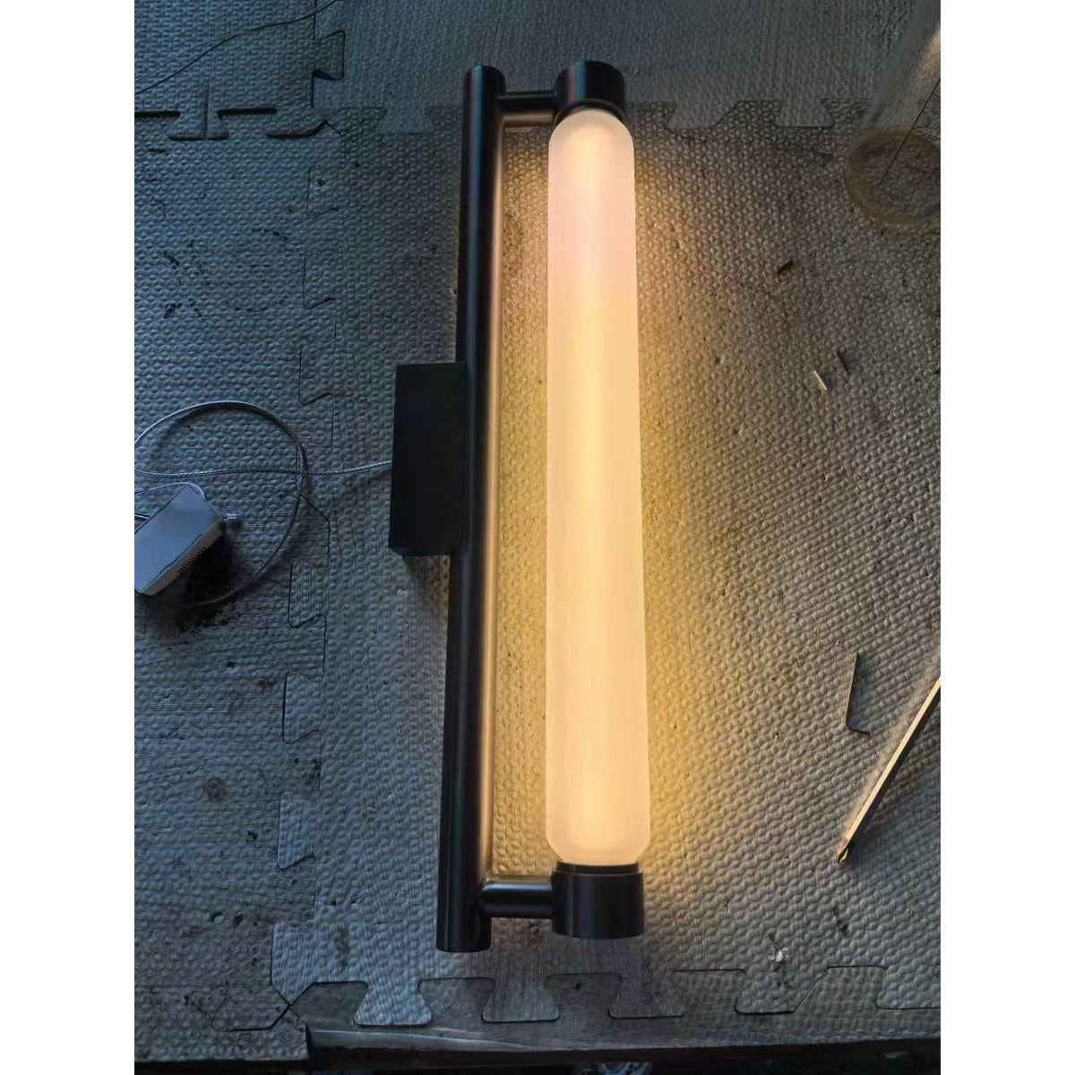 La Roche Wall Lamp