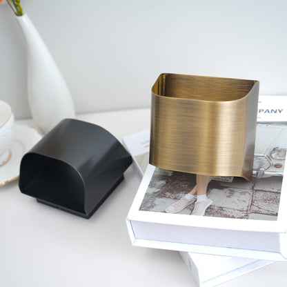 Leclerc Modern Brass Wall Light
