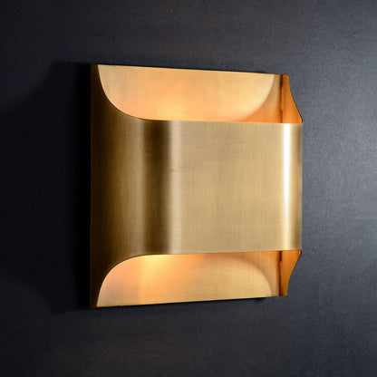 Leclerc Modern Brass Wall Light