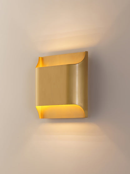 Leclerc Modern Brass Wall Light
