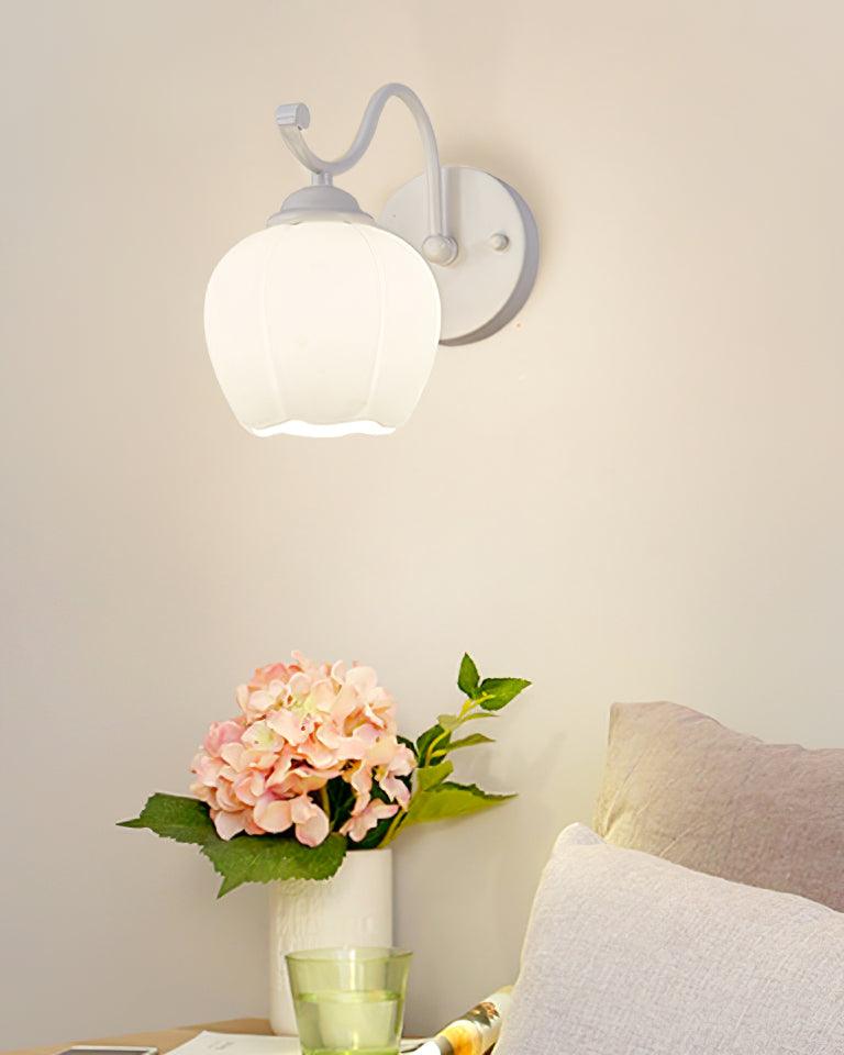 Lomance Lily Wall Lamp