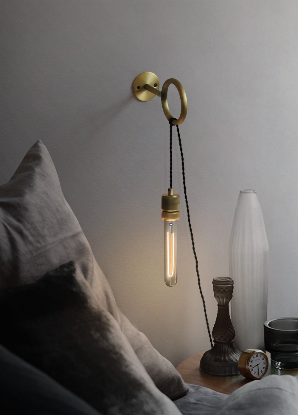 Loop Minimalist Wall Light With Wall Socket
