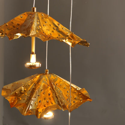 Livra Leaf Chandelier - Manohaus