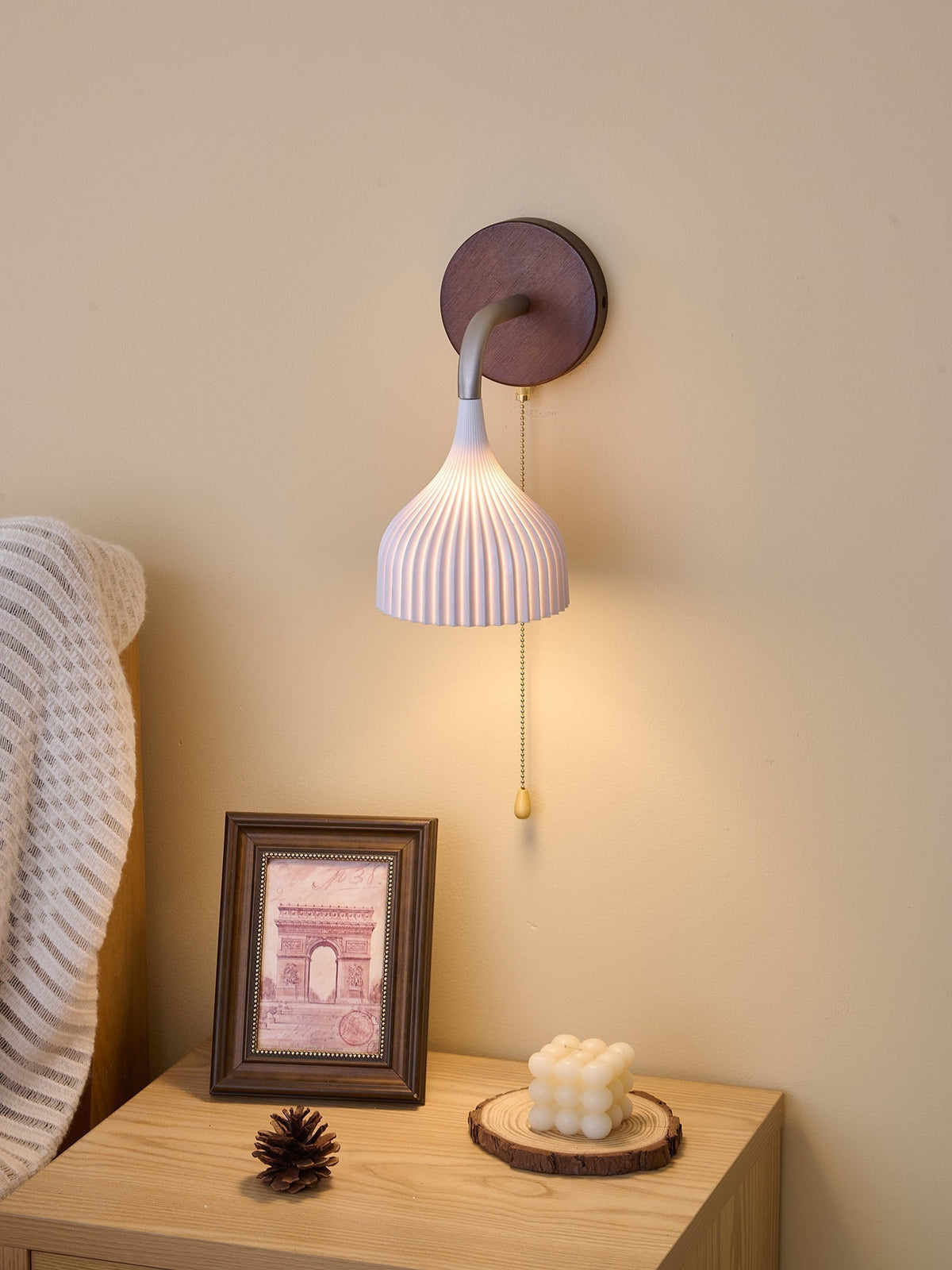 Lucina Wall Lamp