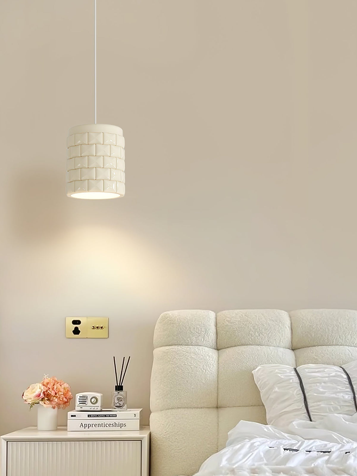 Lysne Girl Pendant Lamp