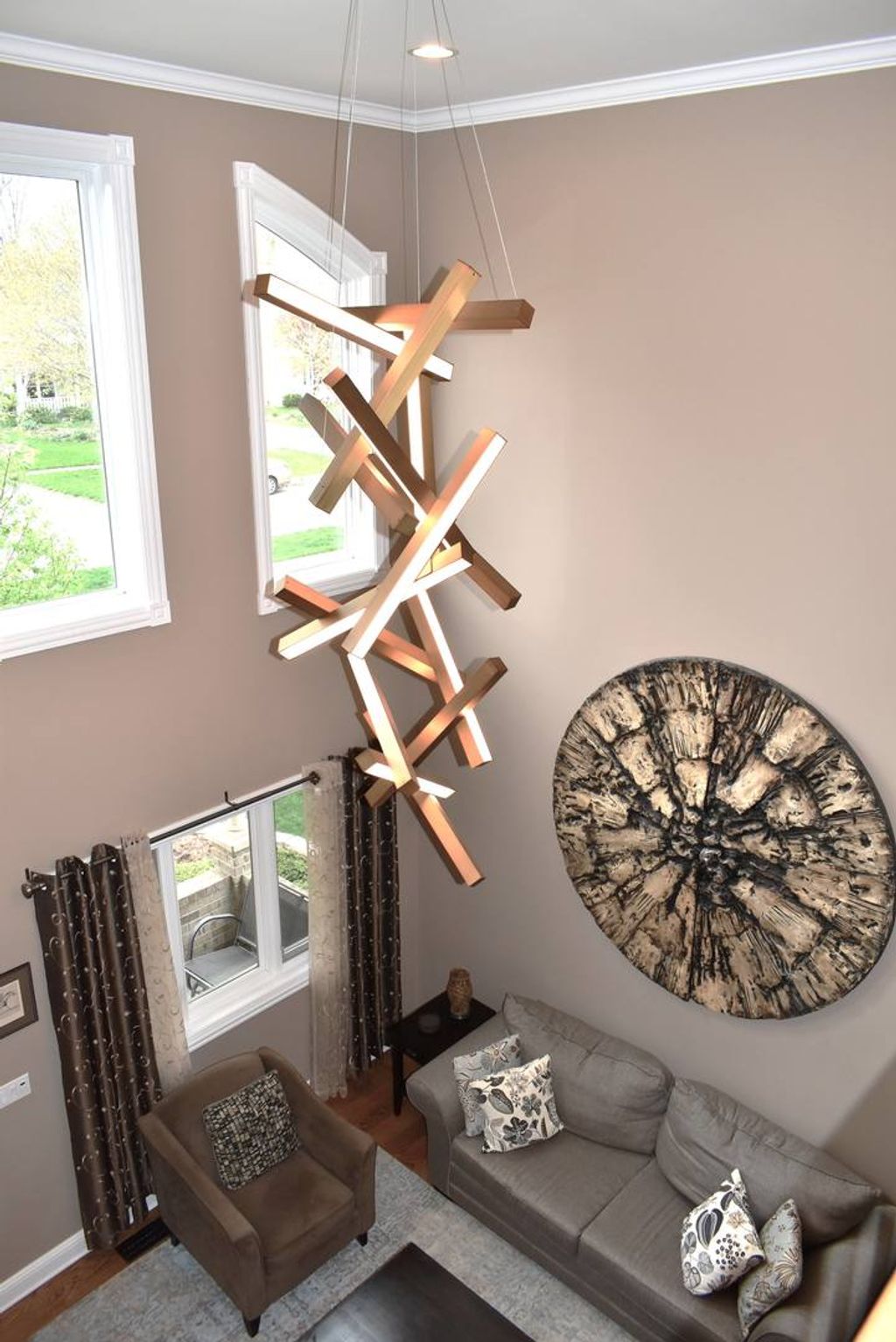 Modern Vertical Geometric Aluminum Chandelier for Staircase / foyer / high-Ceiling