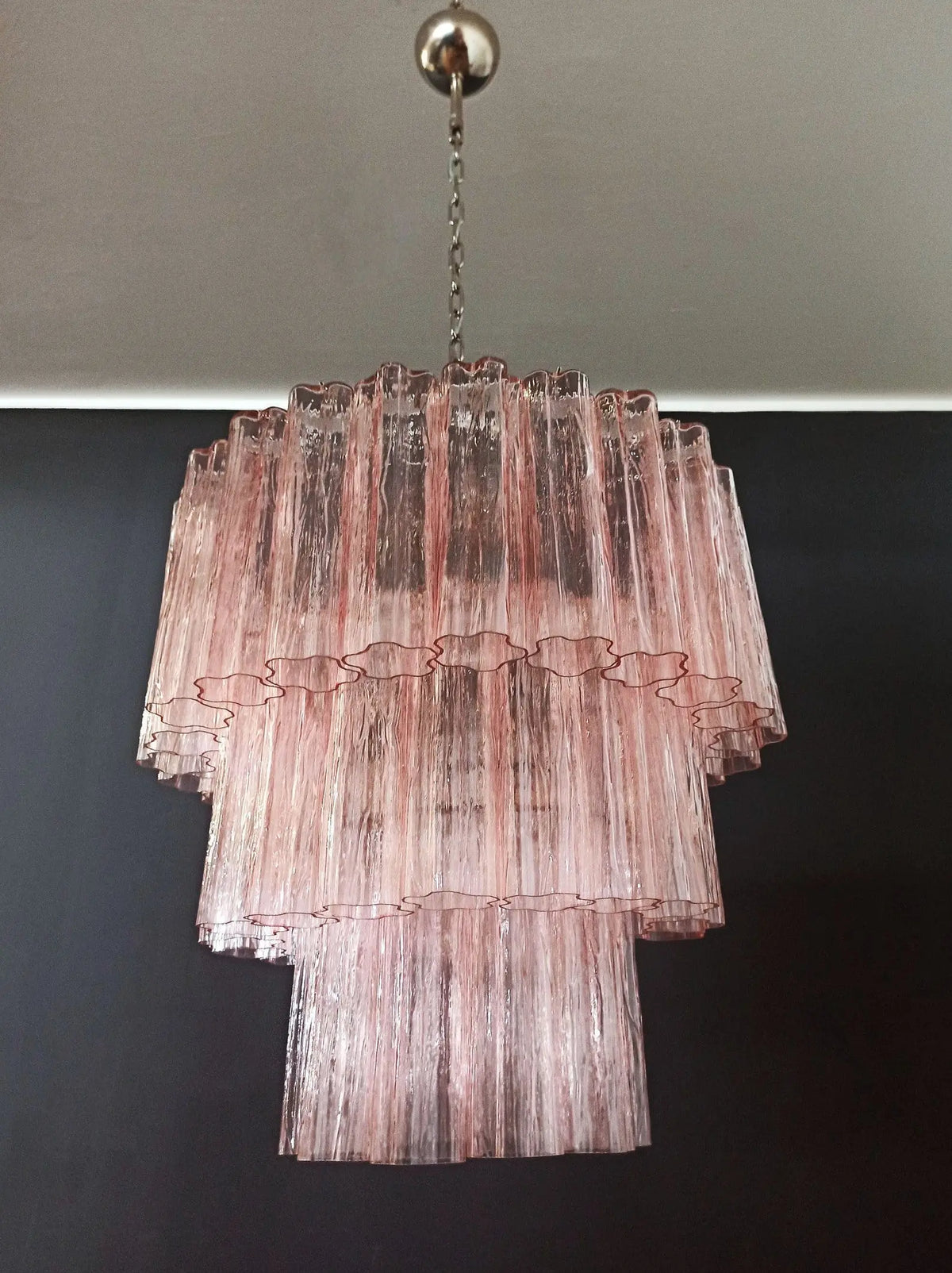 Murano Glass Chandelier – 52 Tubes – Pink