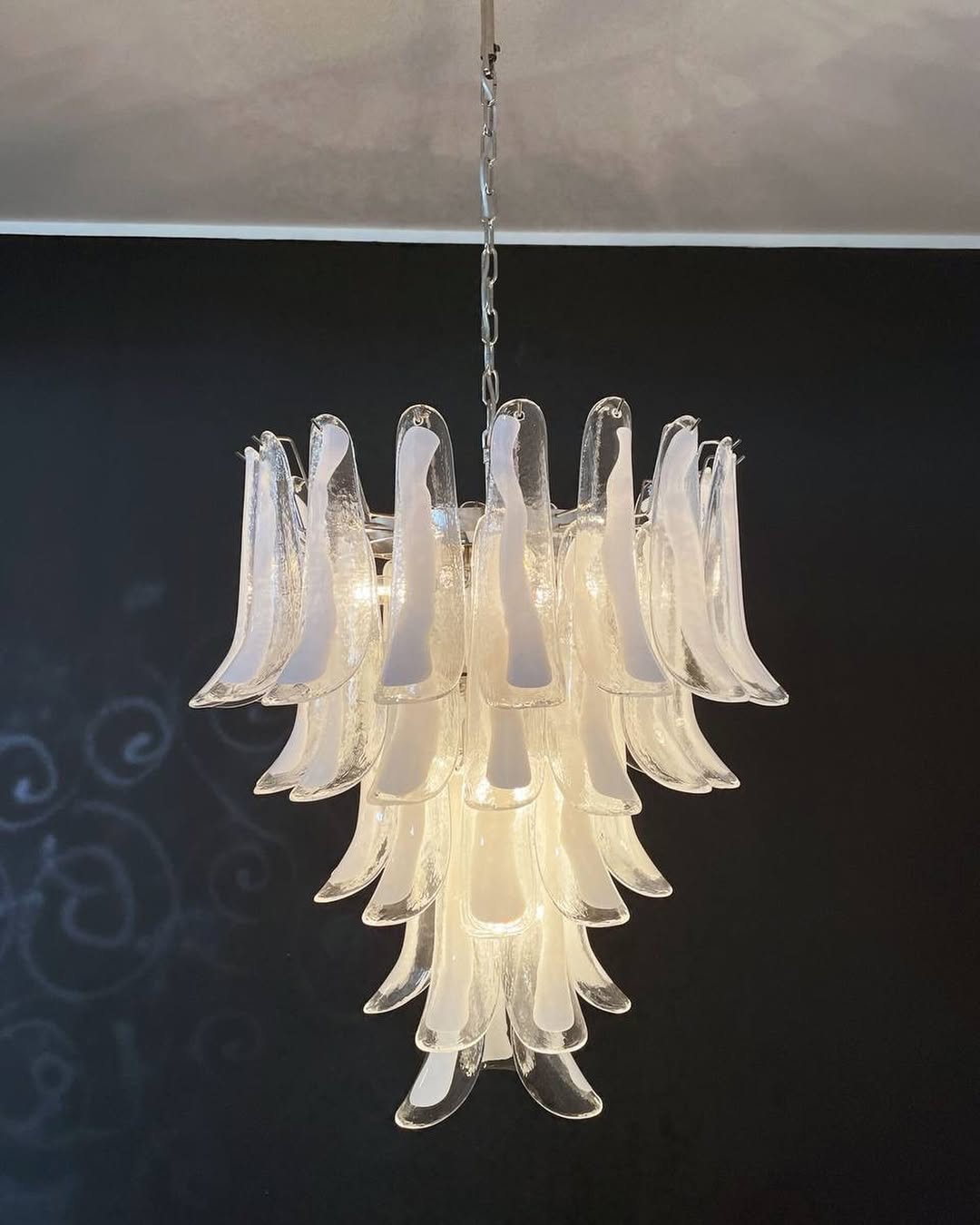 Murano Glass Chandelier – 75 Petals – Transparent