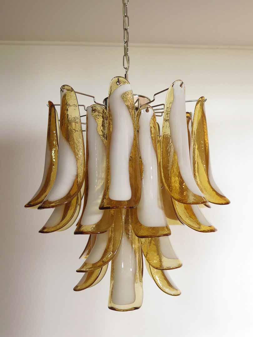 Murano Glass Chandelier – 26 Petals – Amber