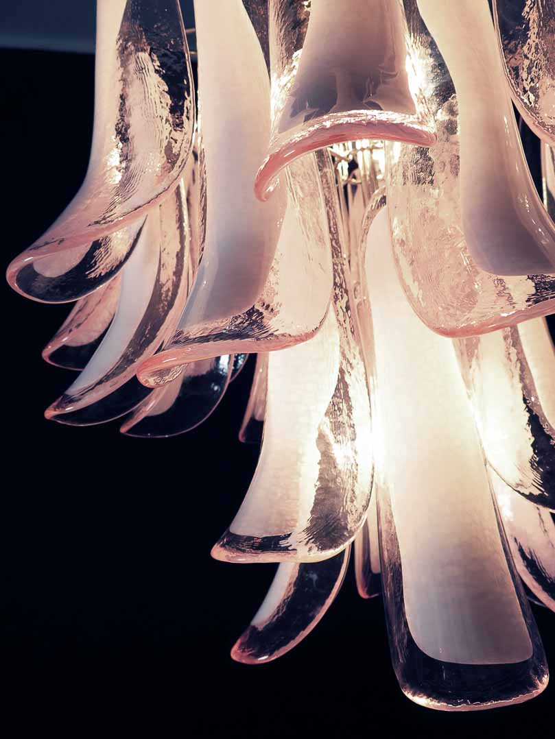 Murano Glass Chandelier – 26 Petals – Pink