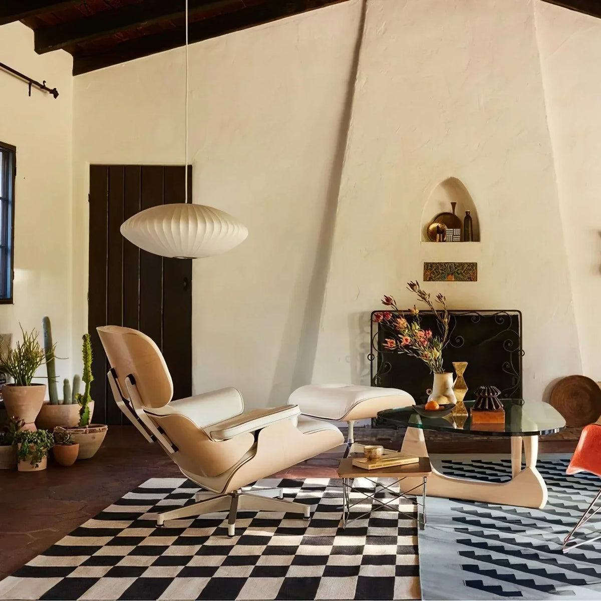 Modern Irregular Bubble Pendant Lamp with Polymer Finish and Steel Structure