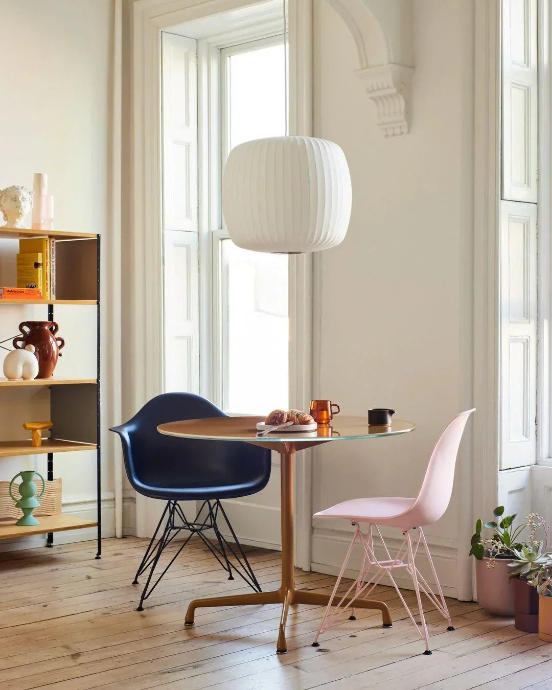 Modern Irregular Bubble Pendant Lamp with Polymer Finish and Steel Structure