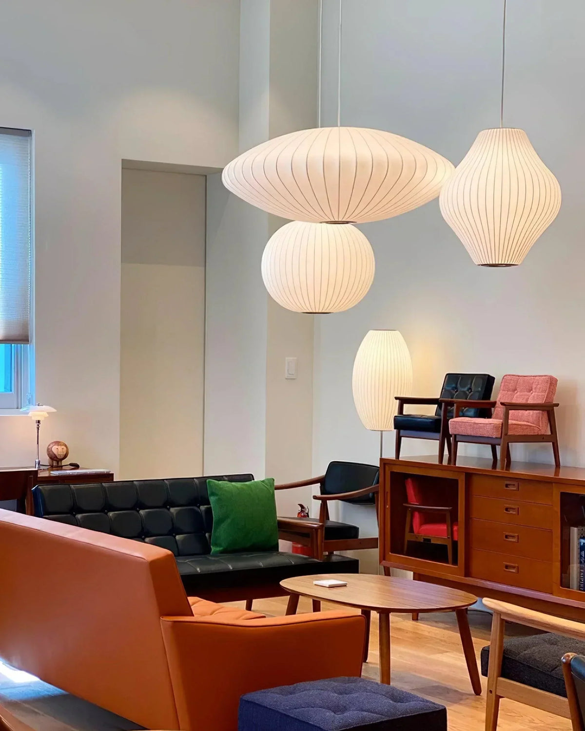 Modern Irregular Bubble Pendant Lamp with Polymer Finish and Steel Structure