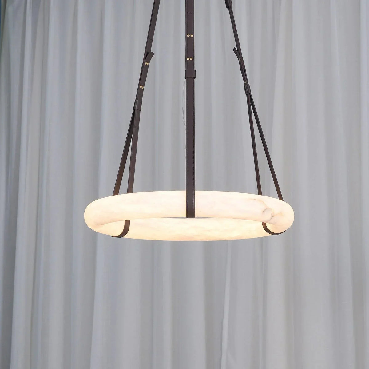 Modern Round Alabaster Chandelier for Living Room / bedroom