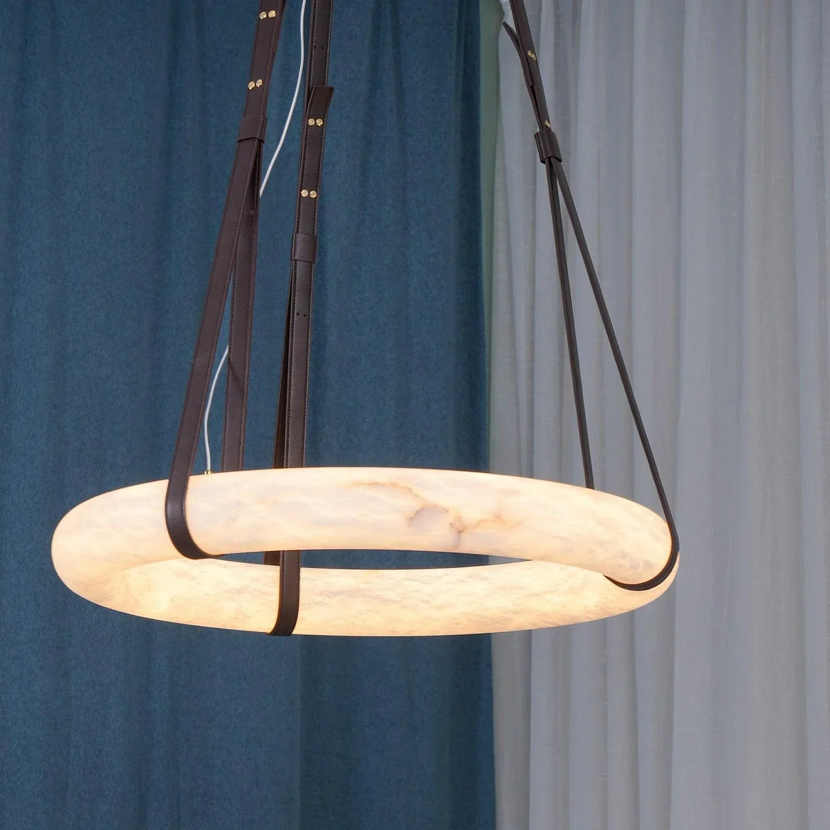 Modern Round Alabaster Chandelier for Living Room / bedroom
