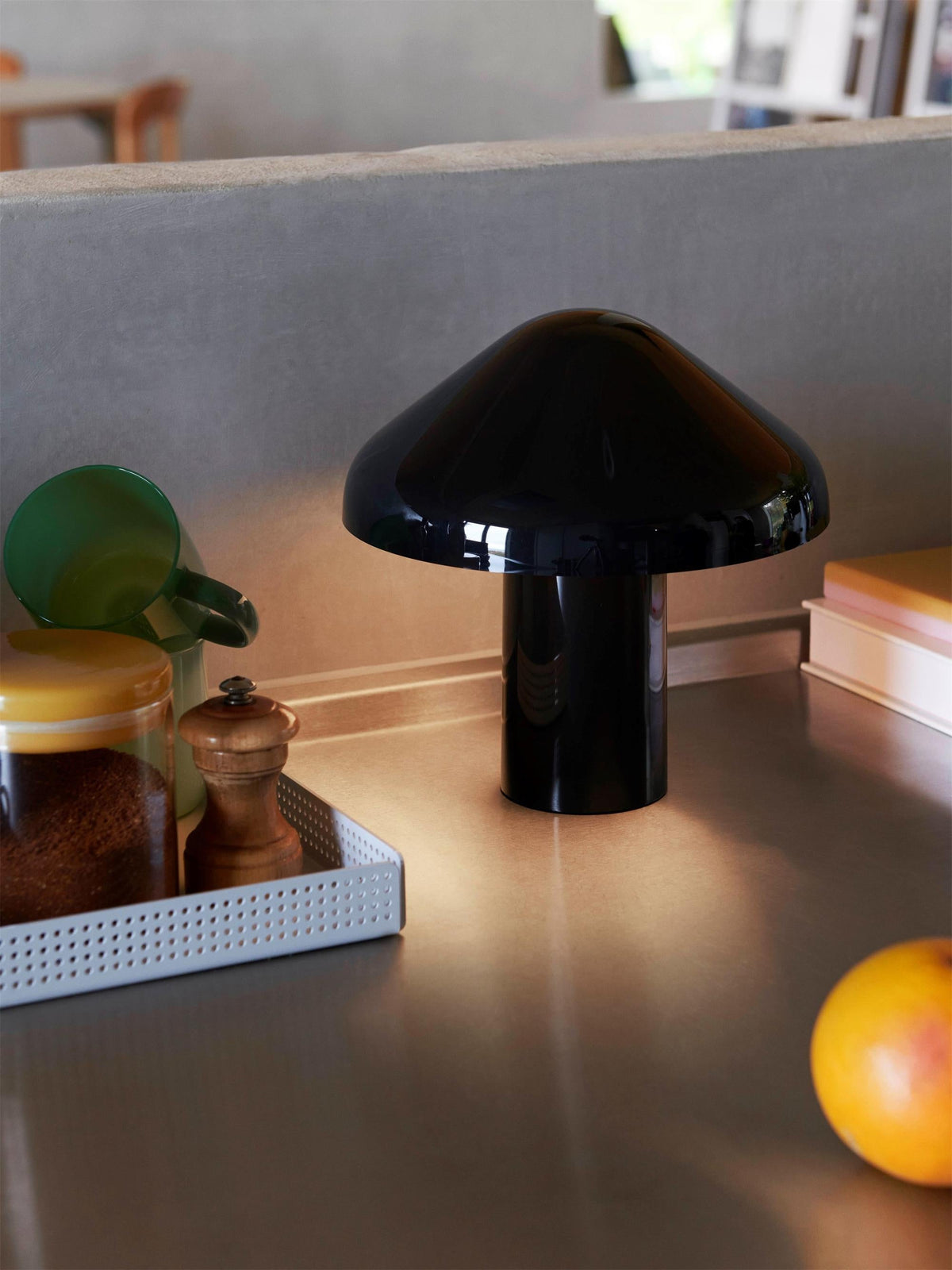 Pao Portable Table Lamp (built-in battery)