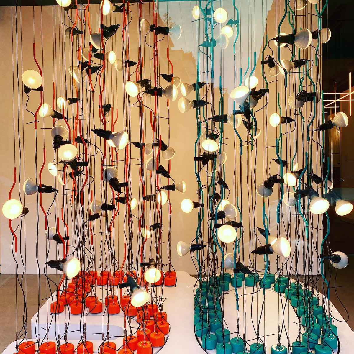 Parentesi Pendant Light
