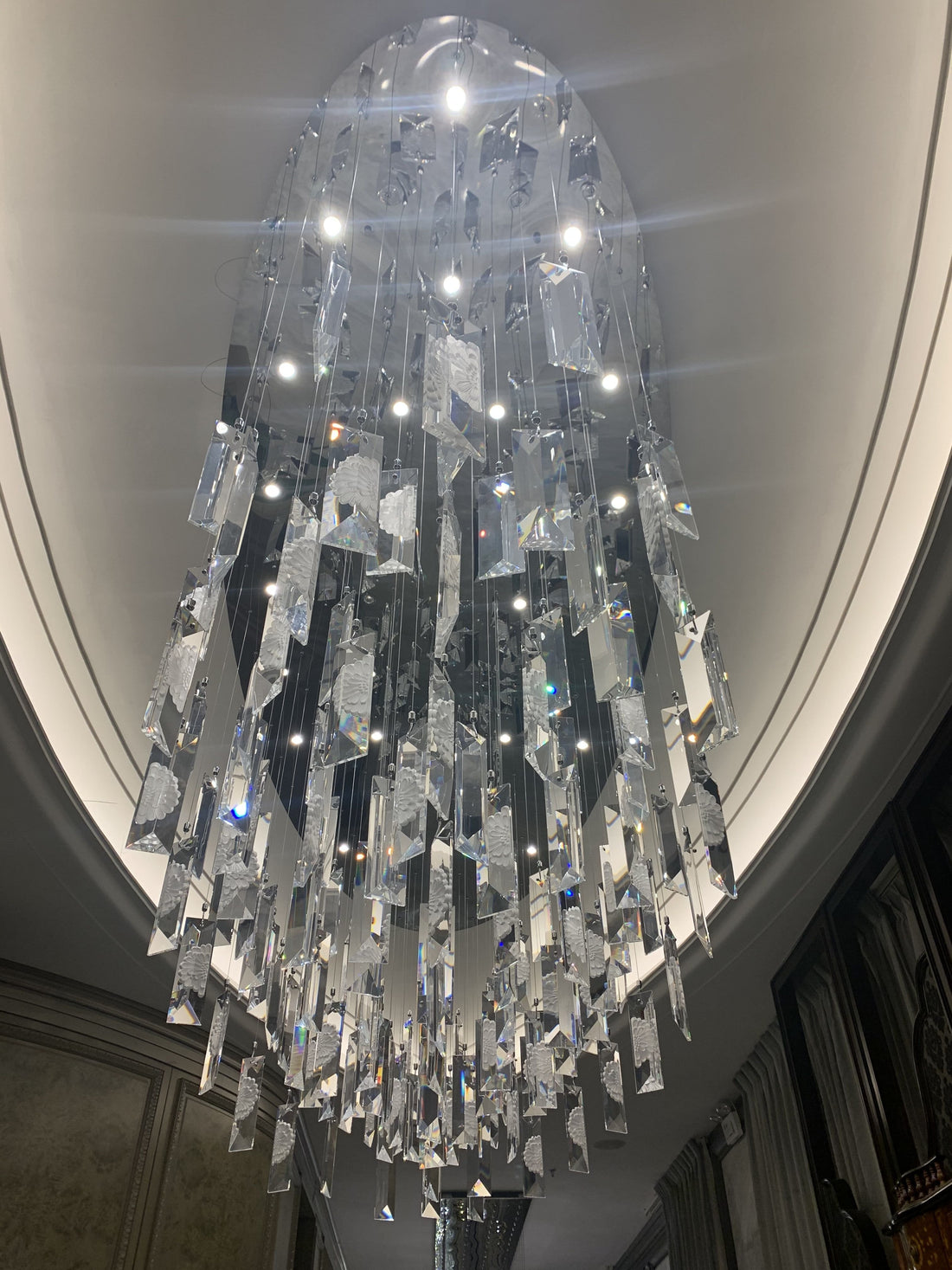 Oversized Modern Silver Ice Chips Crystal Ceiling Chandelier Flush Mount for Foyer / hallway