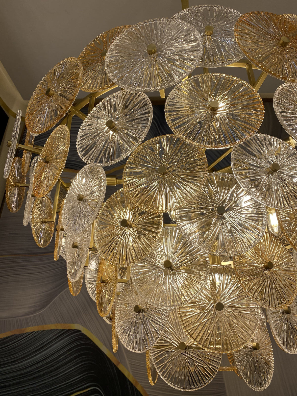Light Luxury Art Design Creative Round Multi-Tiered Glass Chandelier for Living Room / bedroom