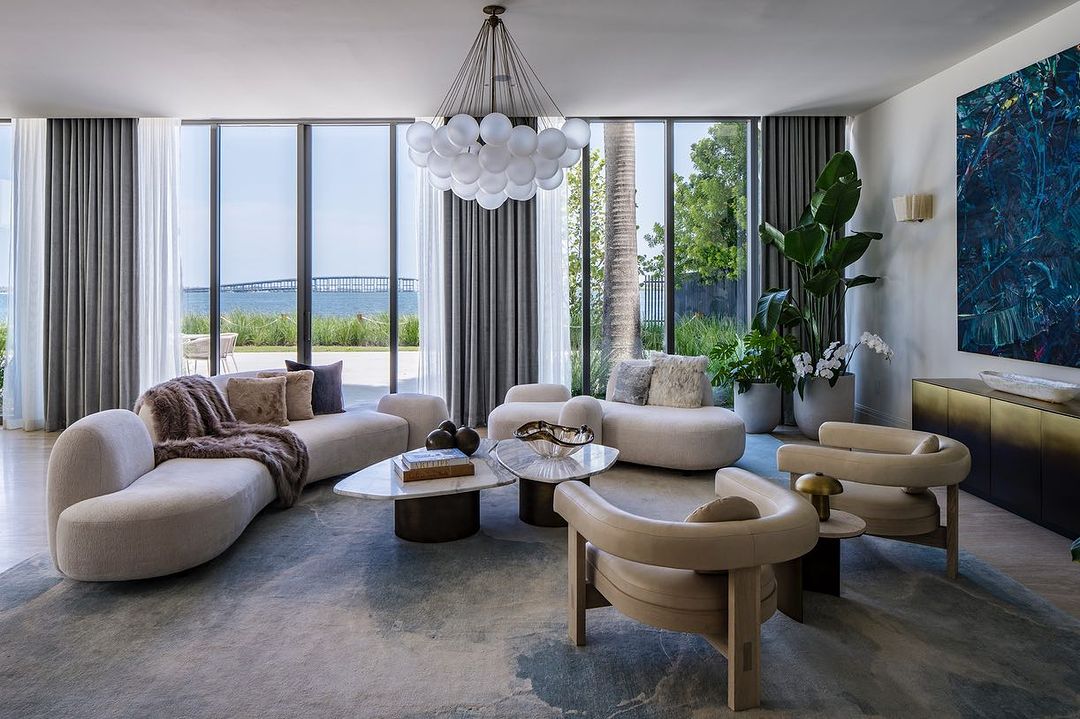 Modern Glass and Metal Cloud Balloon Chandelier with Minimalist Finish for Living Room Bedroom