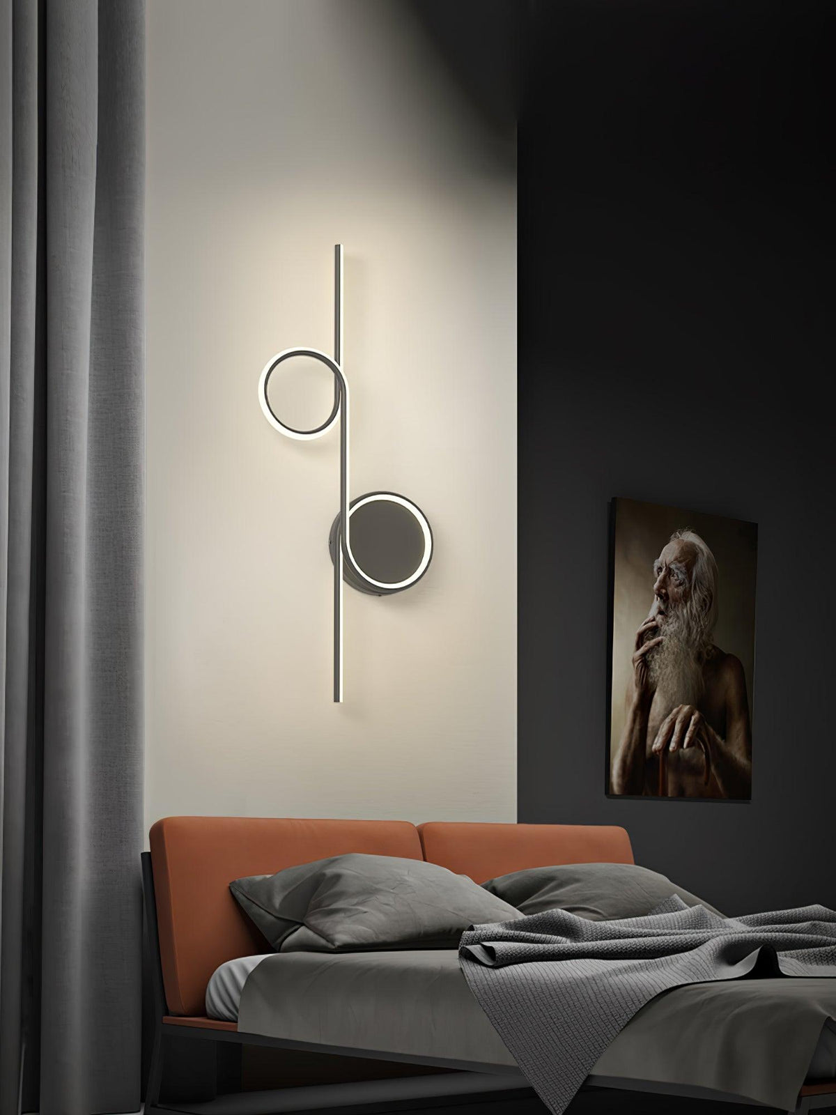 Rhythmic Line Wall Light