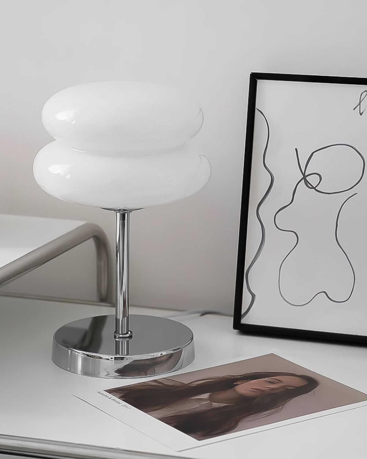Saturn Glide Glass Table Lamp