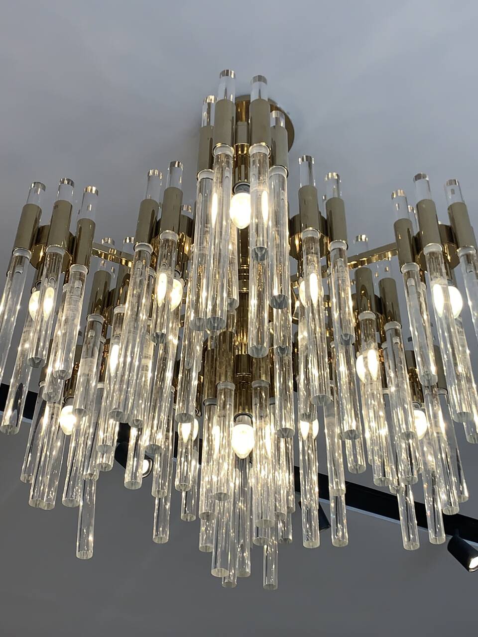 Luxury Metal and Glass Tiered Cylinder Chandelier for Living Room Bedroom Dining Room Bathroom