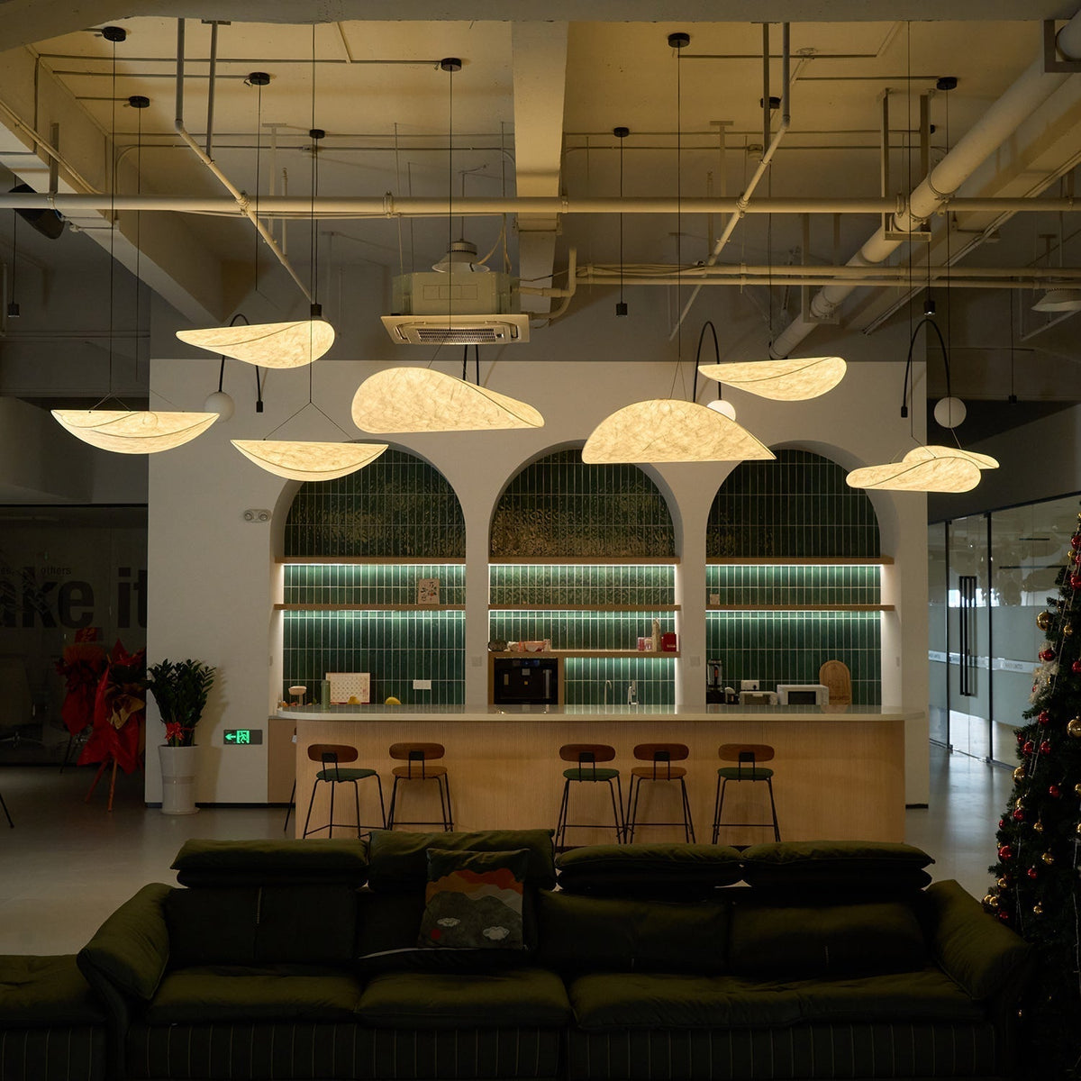 Tense Dupont Paper Pendant Lamp