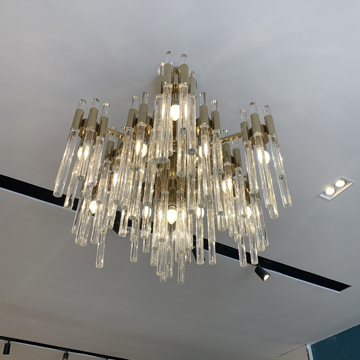 Luxury Metal and Glass Tiered Cylinder Chandelier for Living Room Bedroom Dining Room Bathroom