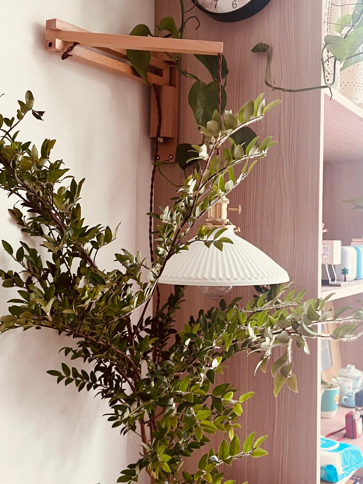 Walnut Telescopic Wall Lamp
